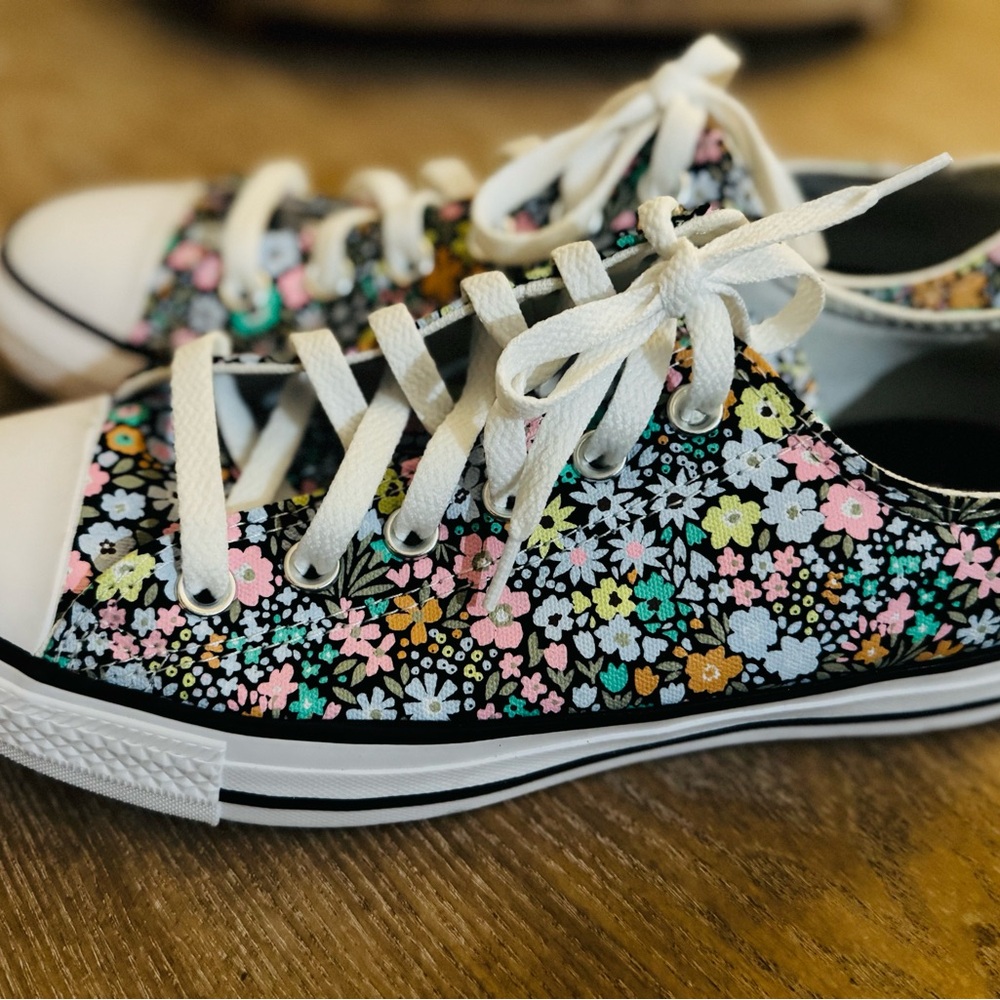 Floral Canvas Women's Sneakers